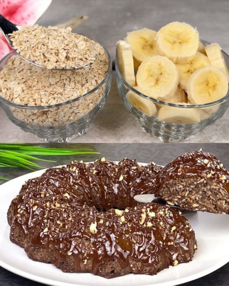 Wilgotny_Bananowy_Placek_z_P_atkami_Owsianymi__Czekolad__i_Orzechami_W_oskim