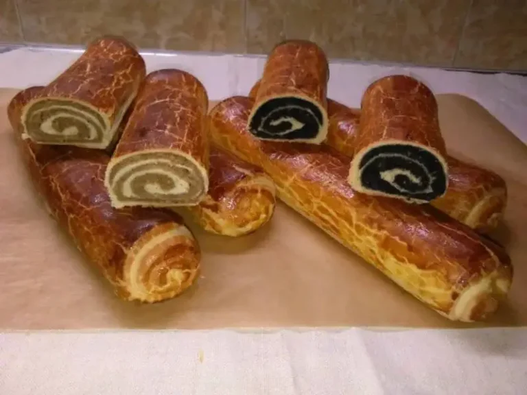wi_teczny_strudel_makowy_i_orzechowy___Tradycyjny_przepis__kt_ry_pokochasz_