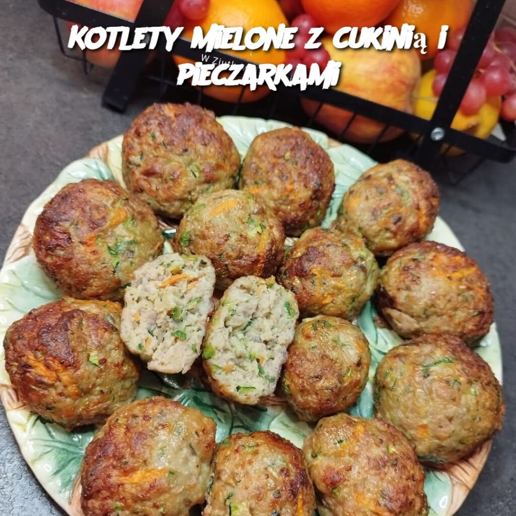 Kotlety_mielone_z_cukini__i_pieczarkami Kotlety_mielone_z_cukini__i_pieczarkami