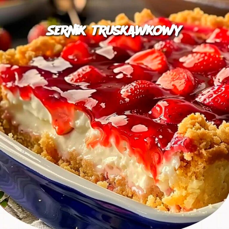 Sernik_truskawkowy