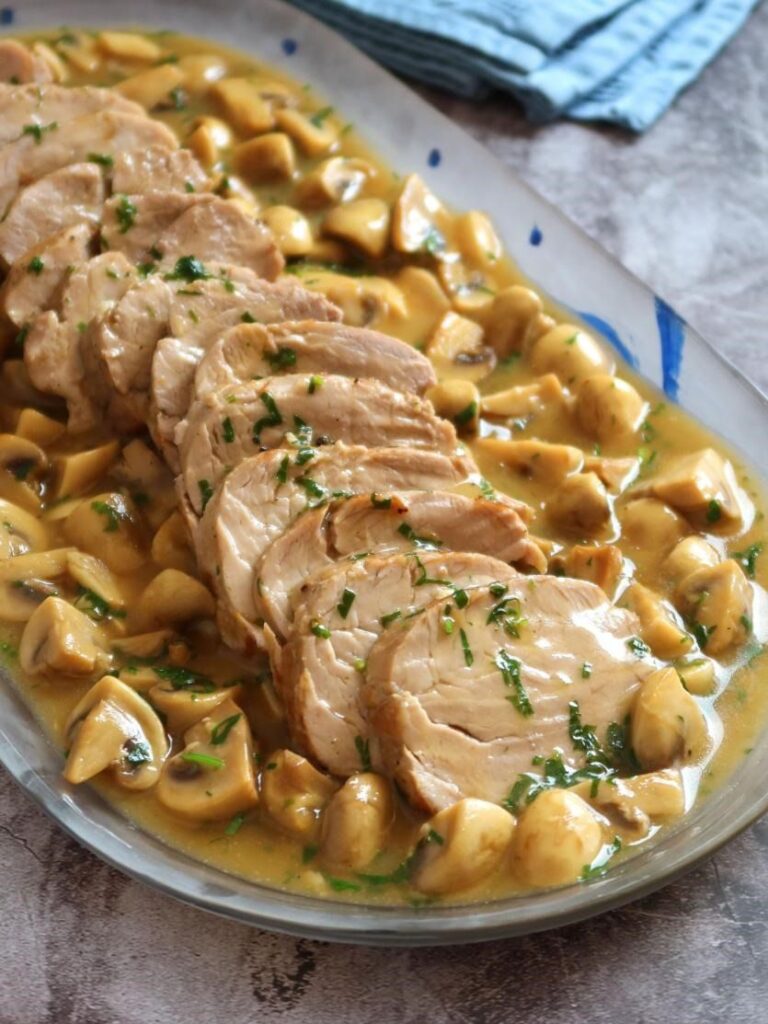 Pol_dwiczka_wieprzowa_z_czosnkiem_i_pieczarkami Pol_dwiczka_wieprzowa_z_czosnkiem_i_pieczarkami