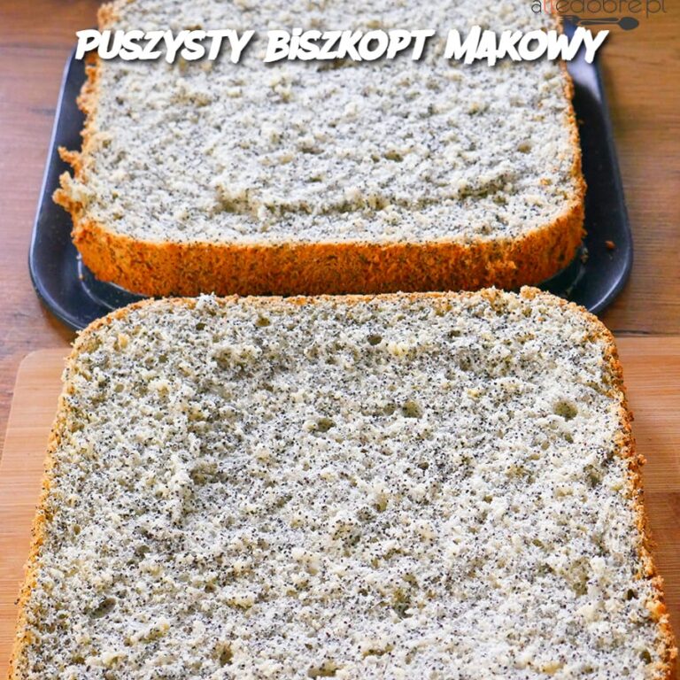 Puszysty_biszkopt_makowy