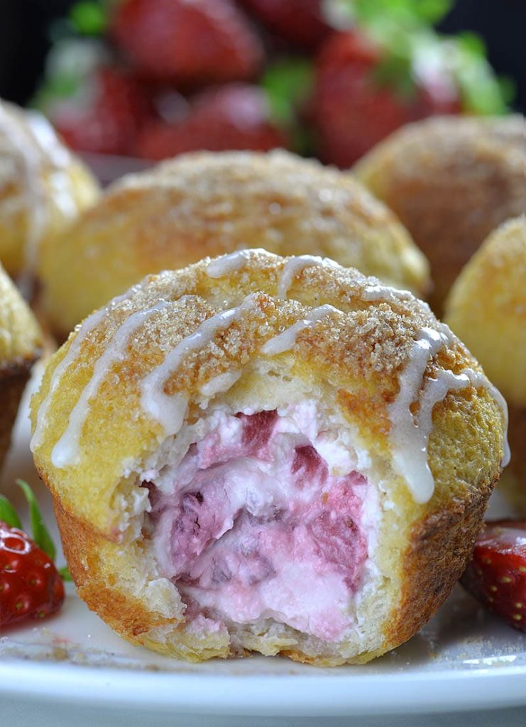 Pyszne_francuskie_muffiny_z_truskawkami__idealne_na_brunch Pyszne_francuskie_muffiny_z_truskawkami__idealne_na_brunch