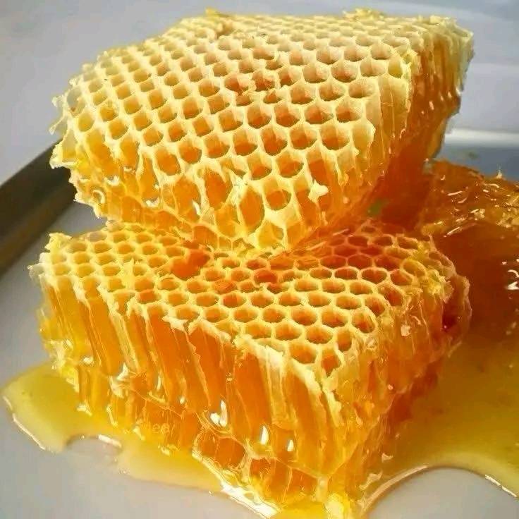 Mi_d__Naturalny_Skarb___Jak_Wykorzysta__Jego_Korzy_ci_w__ywno_ci_i_Medycynie_ Mi_d__Naturalny_Skarb___Jak_Wykorzysta__Jego_Korzy_ci_w__ywno_ci_i_Medycynie_