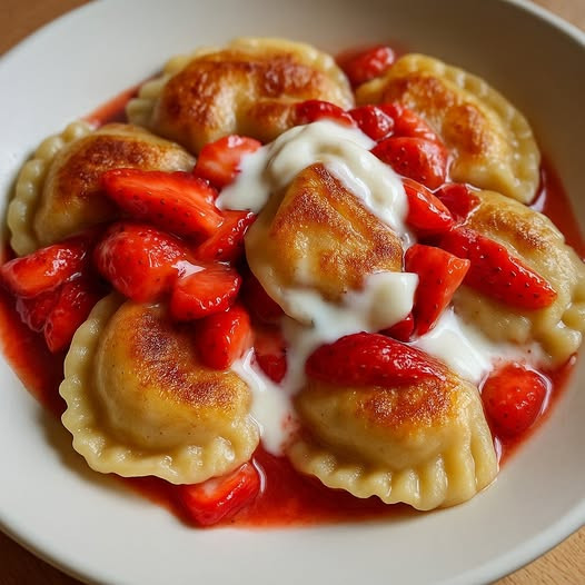 pierogi_z_truskawkami_ pierogi_z_truskawkami_