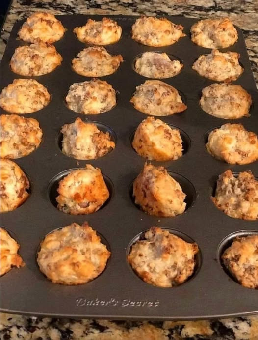 Pieczarki_faszerowane_pikantn__papryk_ Pieczarki_faszerowane_pikantn__papryk_