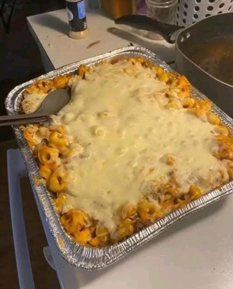 Zapiekanka_tortellini_w_kremowym_sosie_Alfredo__marinara_i_mielonej_wo_owiny