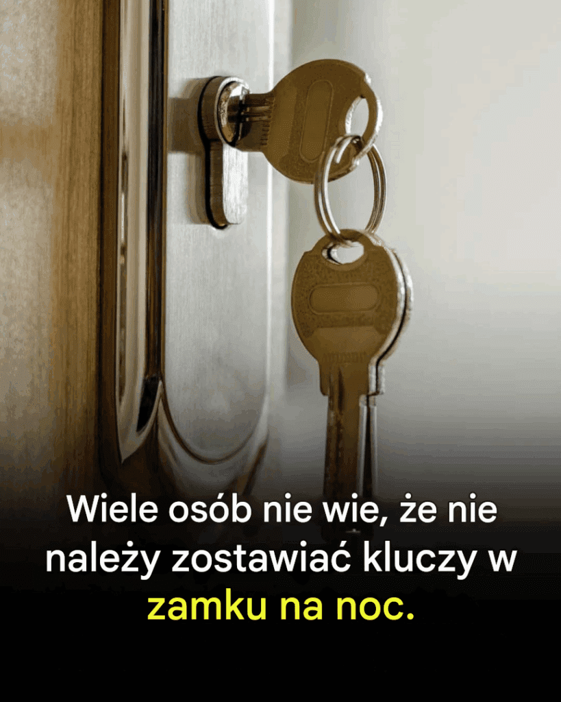 Alarm__Czy_Zostawiasz_Klucze_w_Zamku_na_Noc__Wiele_Os_b_Nie_Wie__Jakie_To_Ryzyko__Natychmiast_Przesta____Ten_Sekret_Uchroni_Tw_j_Dom_i_Mienie_ Alarm__Czy_Zostawiasz_Klucze_w_Zamku_na_Noc__Wiele_Os_b_Nie_Wie__Jakie_To_Ryzyko__Natychmiast_Przesta____Ten_Sekret_Uchroni_Tw_j_Dom_i_Mienie_