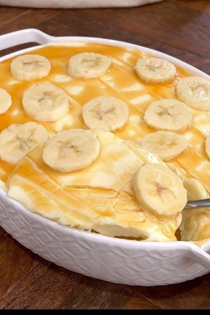 Budy__bananowy_z_sosem_karmelowym Budy__bananowy_z_sosem_karmelowym