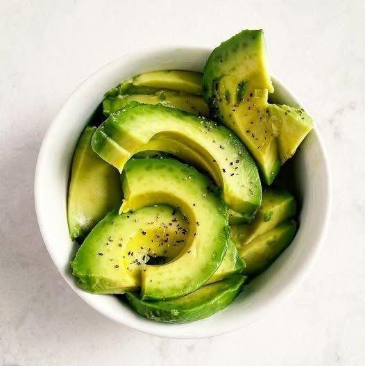 consejos_para_preparar_aceite_de_aguacate_s_per_f_cil-1 consejos_para_preparar_aceite_de_aguacate_s_per_f_cil-1