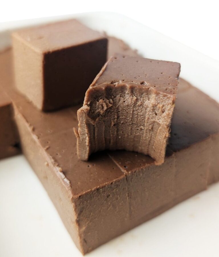 Ptasie_Mleczko_Dubajskie_Fit_Bez_Cukru_Bez_Laktozy_Domowe_Bezglutenowe_o_Smaku_Dubajskiej_Czekolady