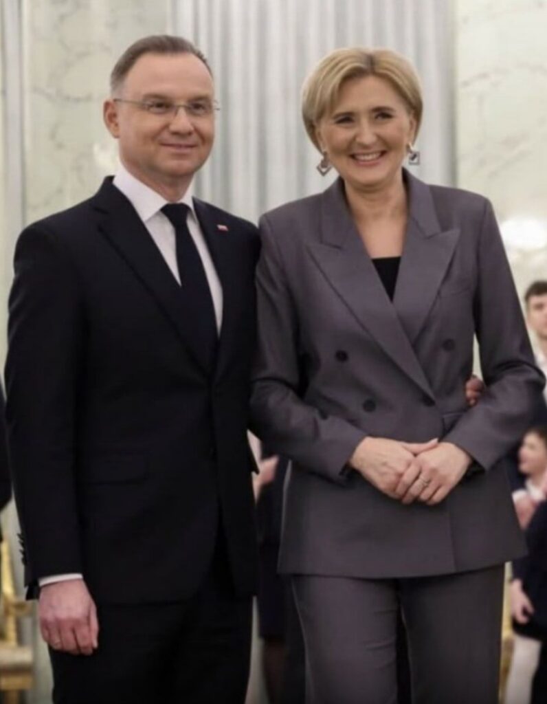 ANDRZEJ_DUDA_Z_NOW__PRAC____POPROWADZI_PROGRAM_W_KANALE_ZERO ANDRZEJ_DUDA_Z_NOW__PRAC____POPROWADZI_PROGRAM_W_KANALE_ZERO