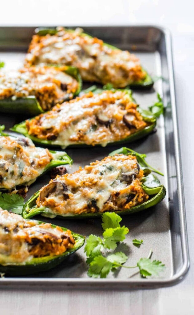 Queso_Stuffed_Poblanos___papryczki_poblanos_nadziewane_serem_________See_more Queso_Stuffed_Poblanos___papryczki_poblanos_nadziewane_serem_________See_more
