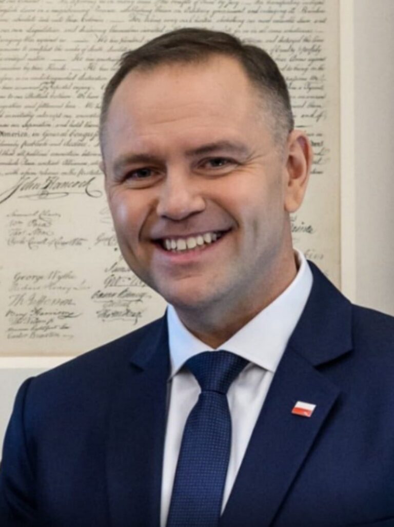 S_SIEDZI_BEZWZGL_DNIE_O_KAROLU_NAWROCKIM___M_WI____E_ZNAJ__GO_ZE_Z_EJ_STRONY