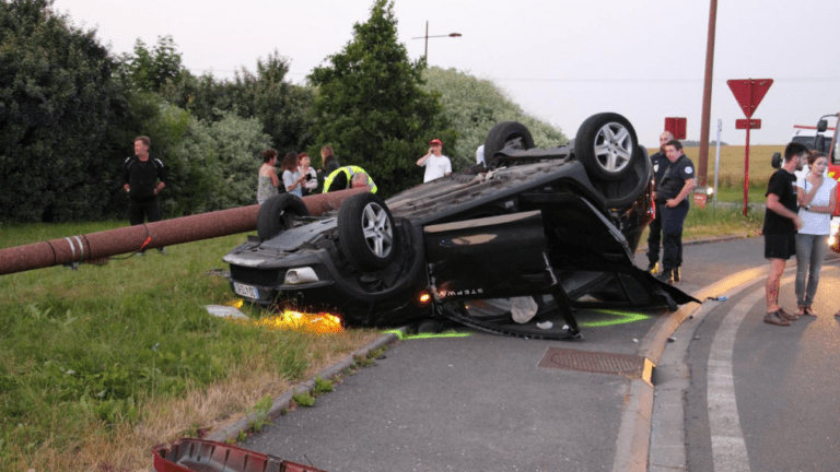 To_tragiczna_tragedia__Kochana_gwiazda_odesz_a_od_nas_tragicznie_dzi__rano_w_wypadku_samochodowym__Ca_y_kraj_pogr__ony_jest_w__a_obie_