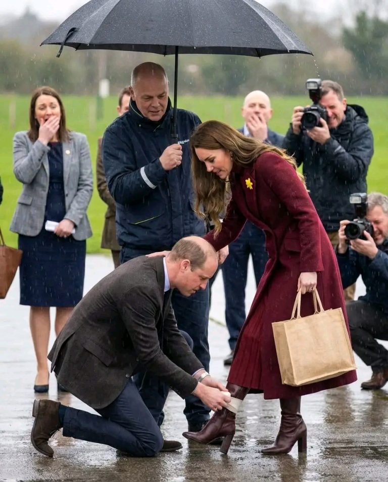 William_was_bandaging_Catherine__8217_s_feet_in_the_pouring_rain__a_scene_that_moved_everyone_