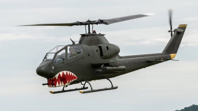 Zrobi__jeden_krok__i_by_o_po_wszystkim__Tragedia_na_helipadzie_w_Grecji_wstrz_sn__a_turystami