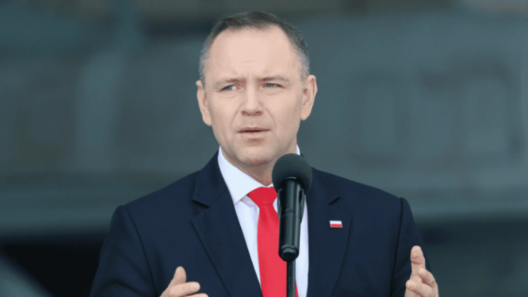 Prezydent_uruchamia_rad__ds__nowej_Konstytucji__Wydano_wa_ny_komunikat