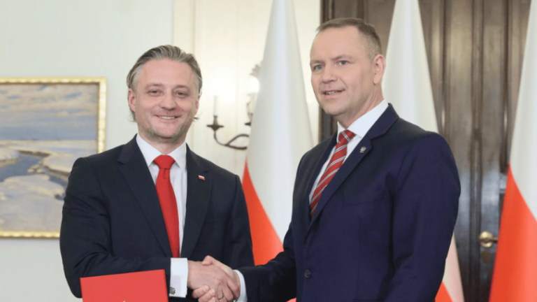 Prze_om_w_Biurze_Bezpiecze_stwa_Narodowego__Prezydent_Nawrocki_mianowa__nast_pc__Cenckiewicza-1